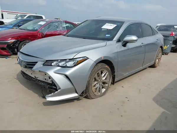 4T1JA1AB0NU015097 2022 TOYOTA AVALON - Image 2