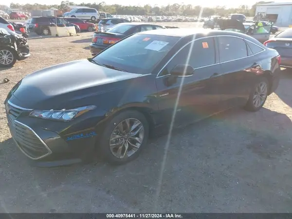 4T1JA1AB1MU003488 2021 TOYOTA AVALON - Image 2
