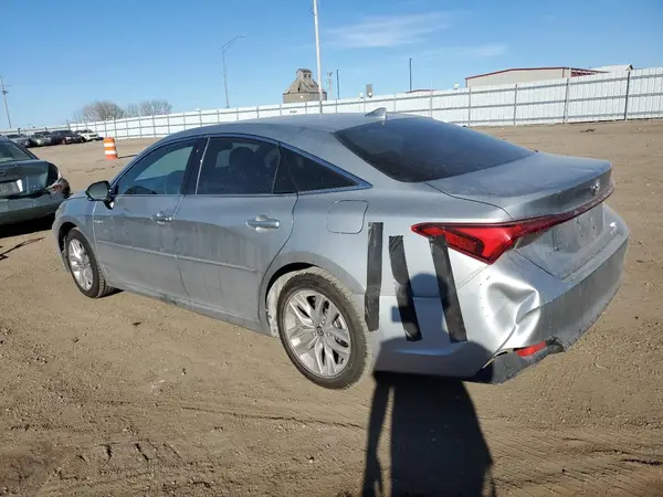 4T1JA1AB4MU001475 2021 TOYOTA AVALON - Image 2