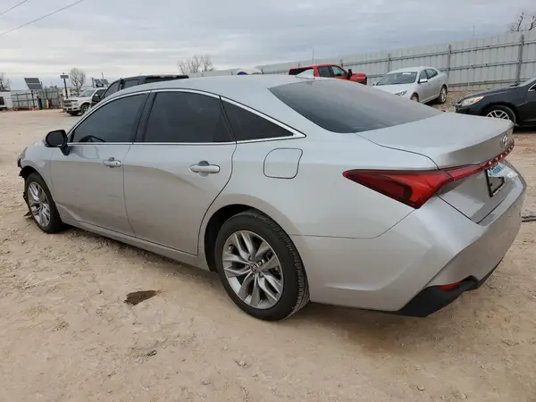 4T1JA1AB9NU013638 2022 TOYOTA AVALON - Image 2