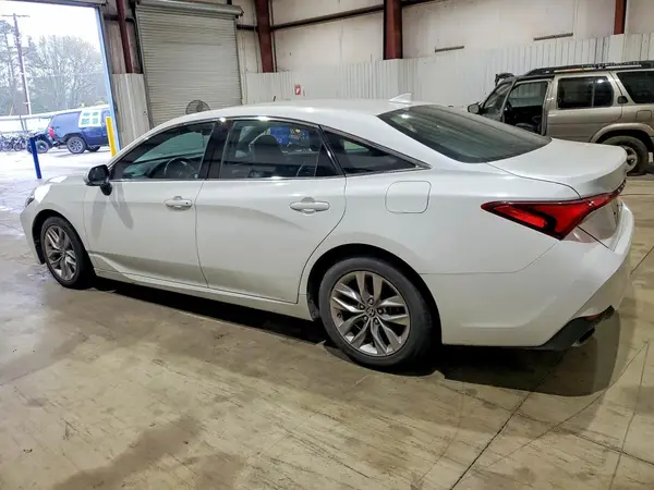 4T1JZ1FB0LU053136 2020 TOYOTA AVALON - Image 2