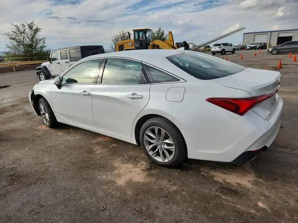 4T1JZ1FB0MU058449 2021 TOYOTA AVALON - Image 2