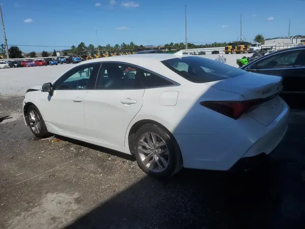 4T1JZ1FB2MU058288 2021 TOYOTA AVALON - Image 2
