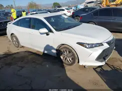 4T1JZ1FB2NU086805 2022 TOYOTA AVALON
