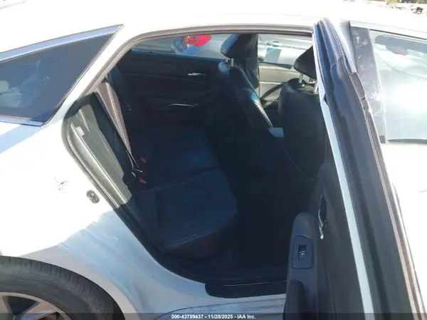 4T1JZ1FB2NU086805 2022 TOYOTA AVALON - Image 8