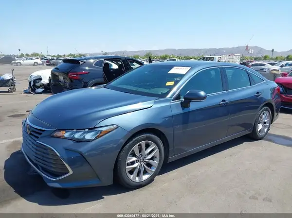 4T1JZ1FB3MU065864 2021 TOYOTA AVALON - Image 2