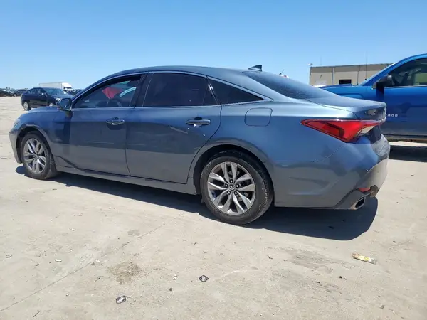 4T1JZ1FB7NU083298 2022 TOYOTA AVALON - Image 2
