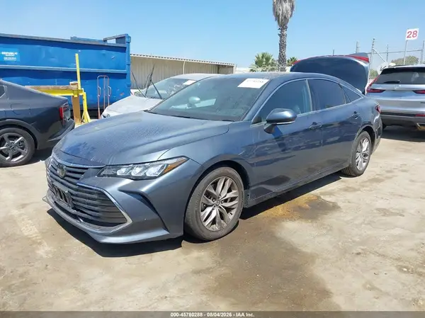 4T1JZ1FB7NU087349 2022 TOYOTA AVALON - Image 2