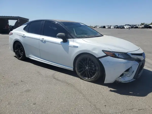2021 TOYOTA CAMRY COPART lot 68765375 auction photo 4