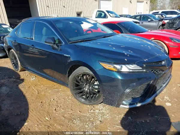 4T1K31AK0MU029367 2021 TOYOTA CAMRY - Image 1