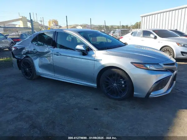 4T1K31AK0MU549794 2021 TOYOTA CAMRY - Image 1