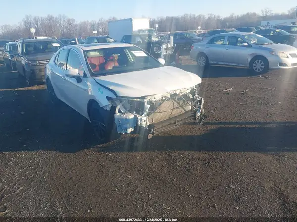 4T1K31AK0MU552663 2021 TOYOTA CAMRY - Image 1