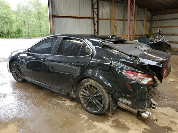 4T1K31AK0NU578603 2022 TOYOTA CAMRY - Image 2