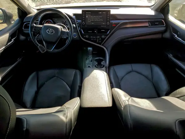 4T1K31AK0NU584336 2022 TOYOTA CAMRY - Image 8