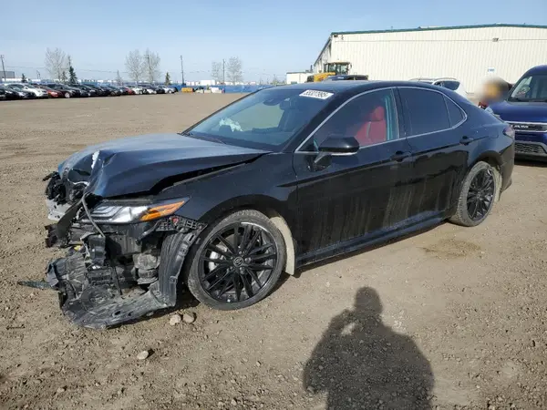 4T1K31AK0NU591822 2022 TOYOTA CAMRY - Image 1