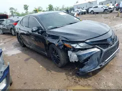 4T1K31AK0NU595563 2022 TOYOTA CAMRY