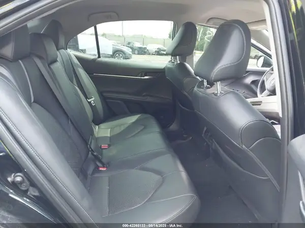 4T1K31AK0NU595563 2022 TOYOTA CAMRY - Image 8