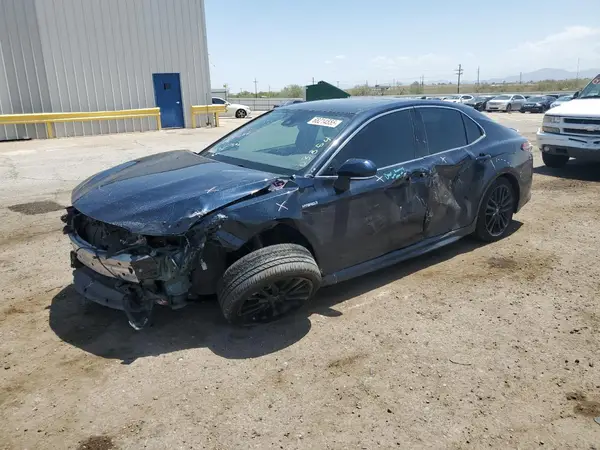 4T1K31AK1MU031354 2021 TOYOTA CAMRY - Image 1