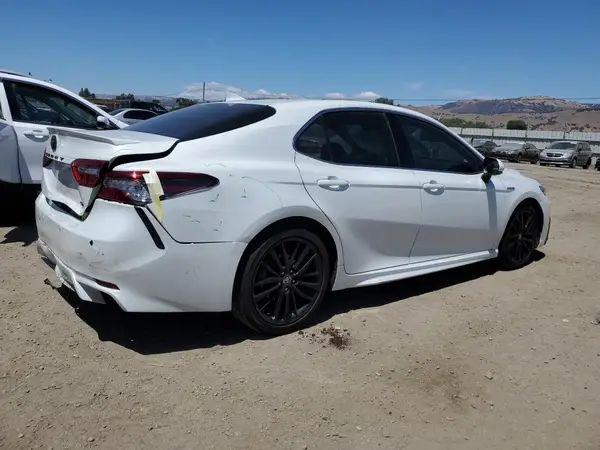 2021 TOYOTA CAMRY COPART lot 66037995 auction photo 3