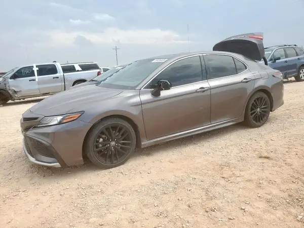 4T1K31AK1NU591103 2022 TOYOTA CAMRY - Image 1
