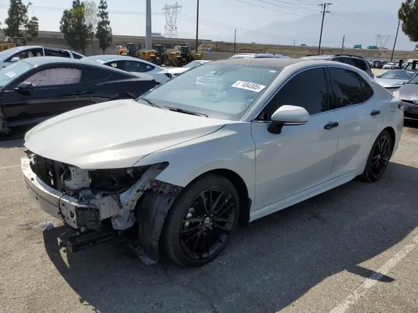 4T1K31AK1PU058073 2023 TOYOTA CAMRY - Image 1