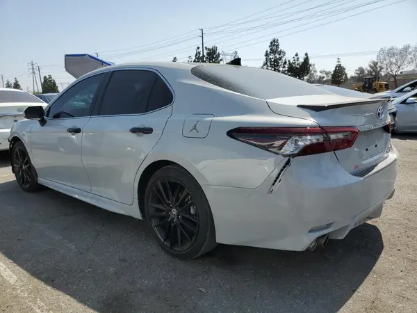 4T1K31AK1PU058073 2023 TOYOTA CAMRY - Image 2