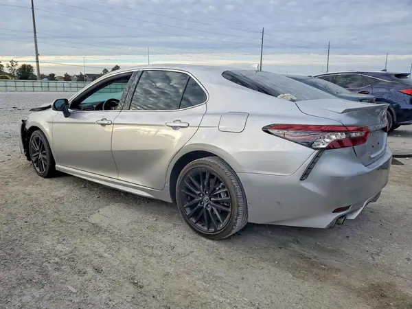 4T1K31AK1RU622517 2024 TOYOTA CAMRY - Image 2