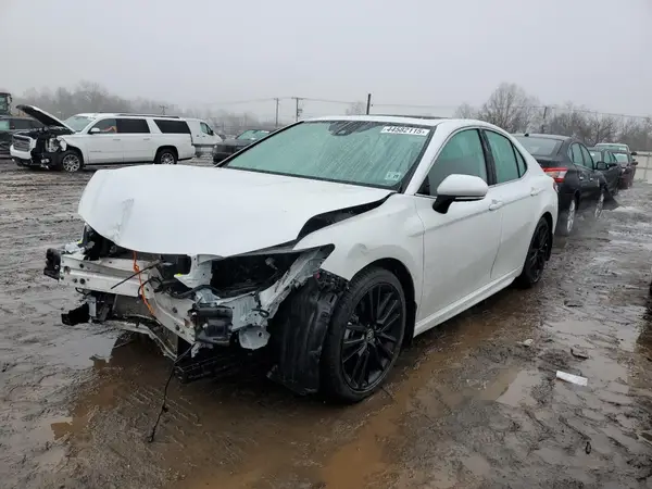 4T1K31AK1RU628186 2024 TOYOTA CAMRY - Image 1