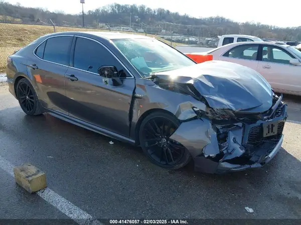 4T1K31AK2MU023604 2021 TOYOTA CAMRY - Image 1