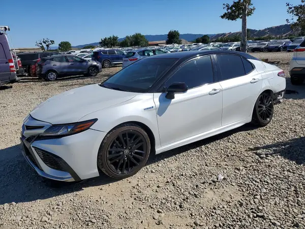 4T1K31AK2MU029774 2021 TOYOTA CAMRY - Image 1