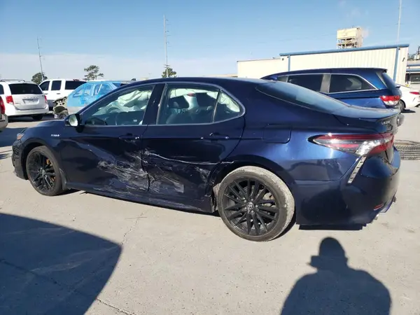 4T1K31AK2MU552714 2021 TOYOTA CAMRY - Image 2