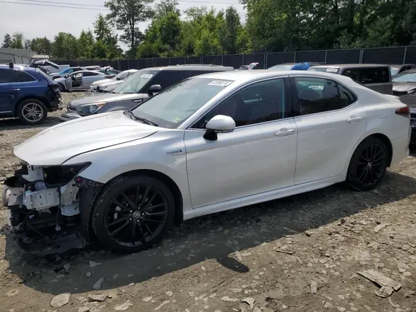 4T1K31AK2MU568282 2021 TOYOTA CAMRY - Image 1