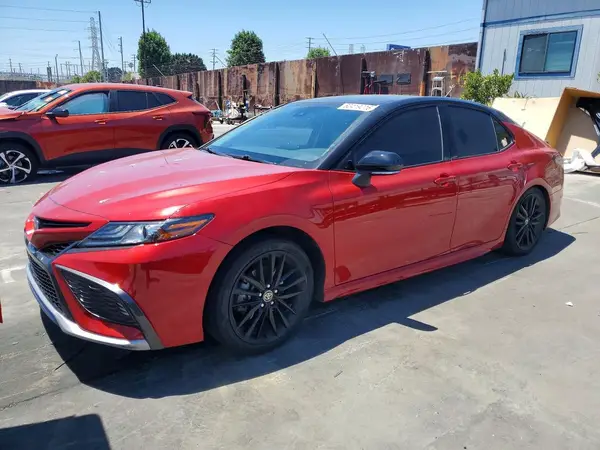 4T1K31AK2NU037956 2022 TOYOTA CAMRY - Image 1