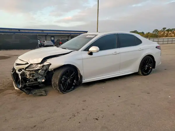 4T1K31AK2PU606775 2023 TOYOTA CAMRY - Image 1
