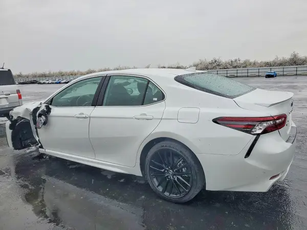 4T1K31AK2RU629511 2024 TOYOTA CAMRY - Image 2