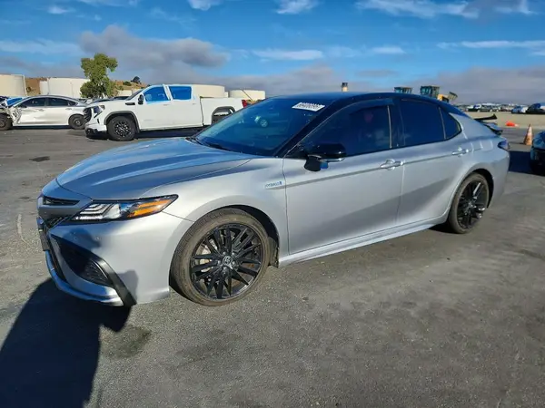 4T1K31AK3MU020002 2021 TOYOTA CAMRY - Image 1