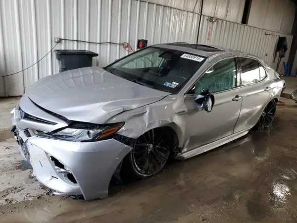 4T1K31AK3MU025278 2021 TOYOTA CAMRY - Image 1