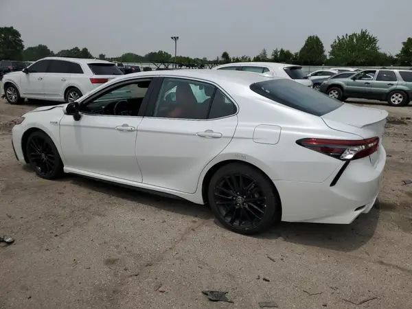 4T1K31AK3MU563625 2021 TOYOTA CAMRY - Image 2