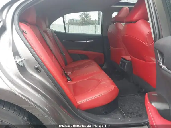 4T1K31AK3NU039926 2022 TOYOTA CAMRY - Image 8