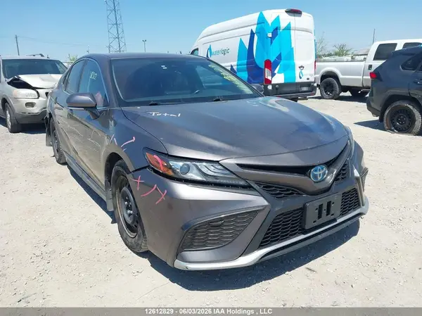 4T1K31AK3NU040526 2022 TOYOTA CAMRY - Image 1