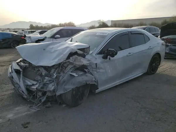 4T1K31AK3NU042907 2022 TOYOTA CAMRY - Image 1