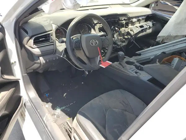 4T1K31AK3NU571693 2022 TOYOTA CAMRY - Image 8