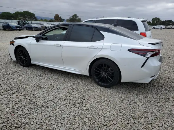 4T1K31AK3PU051318 2023 TOYOTA CAMRY - Image 2