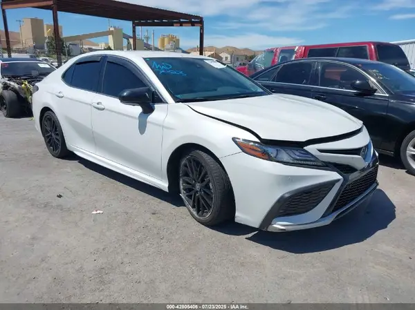 4T1K31AK3PU611404 2023 TOYOTA CAMRY - Image 1