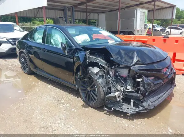 4T1K31AK3PU615355 2023 TOYOTA CAMRY - Image 1