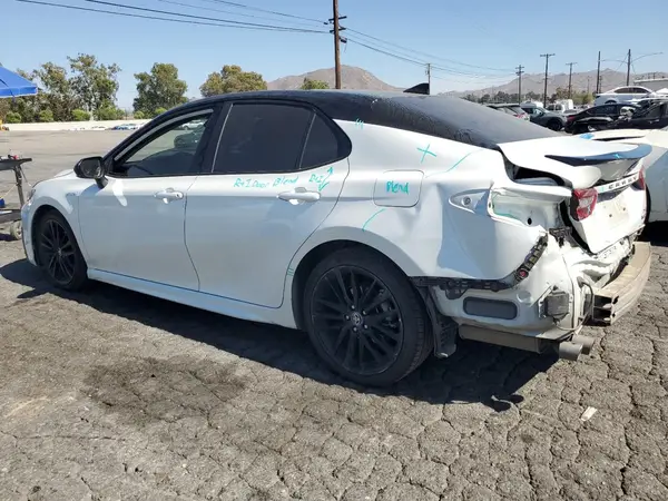 4T1K31AK4MU028027 2021 TOYOTA CAMRY - Image 2