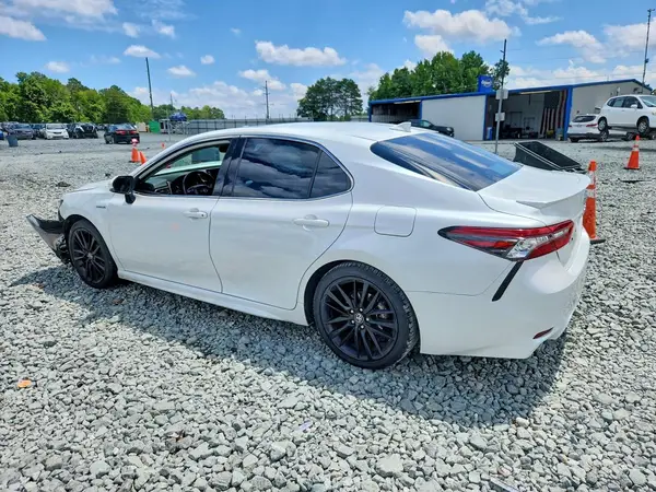 4T1K31AK4MU566792 2021 TOYOTA CAMRY - Image 2