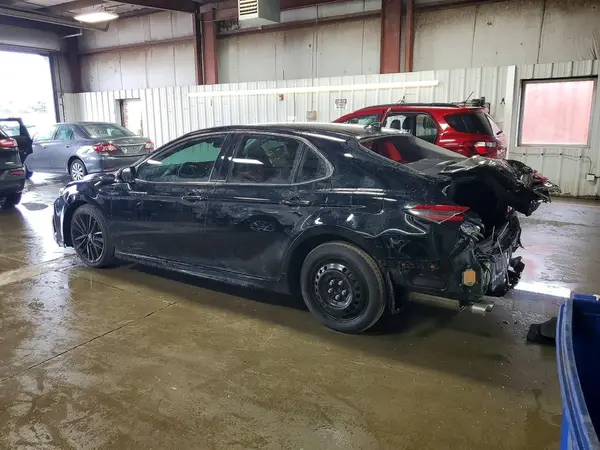 4T1K31AK4NU593458 2022 TOYOTA CAMRY - Image 2