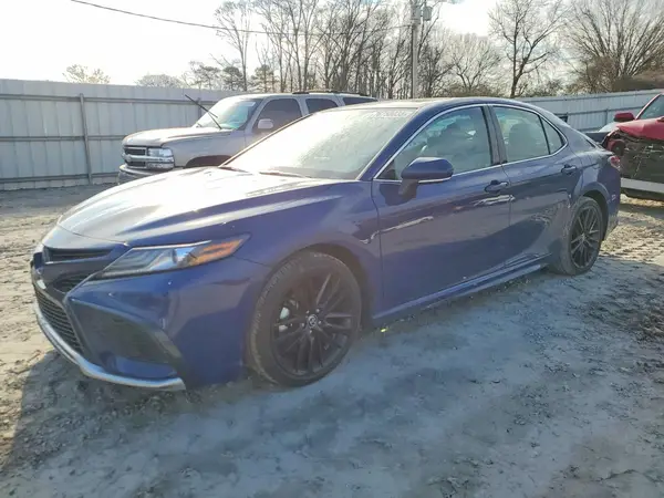 4T1K31AK4PU055586 2023 TOYOTA CAMRY - Image 1