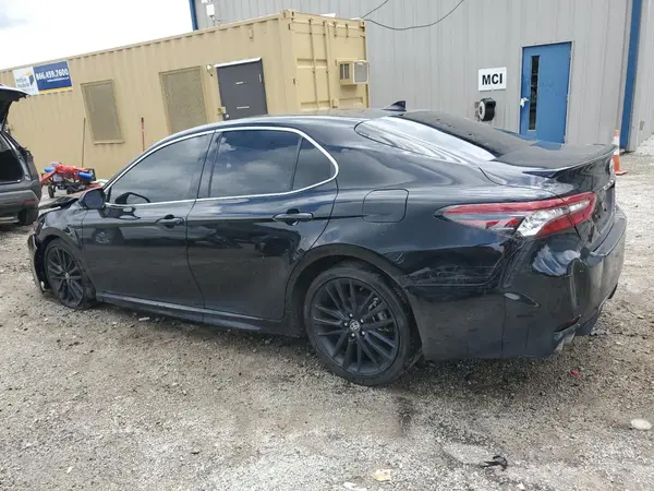 4T1K31AK4PU612688 2023 TOYOTA CAMRY - Image 2
